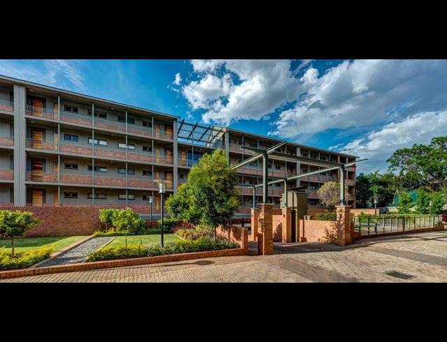 1 BEDROOM APARTMENT FOR SALE IN WATERKLOOF